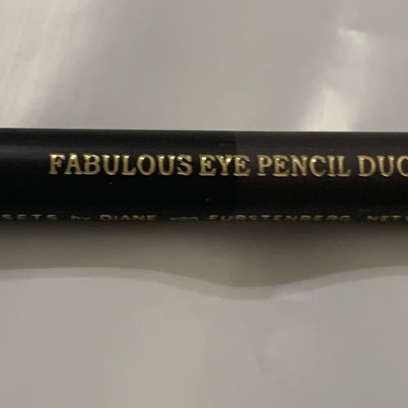 Color Assets Diane von Furstenberg Fabulous Eye pencil duo Black & Charcoal New - Picture 4 of 8